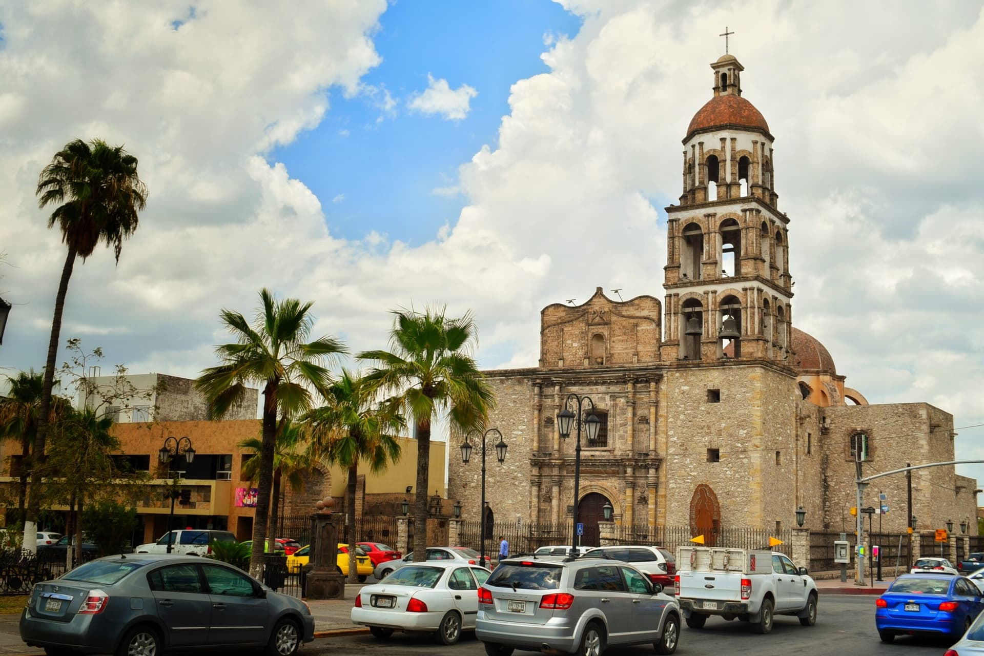 Monclova: Un Destino de Fe y Tradición que te Conmoverá